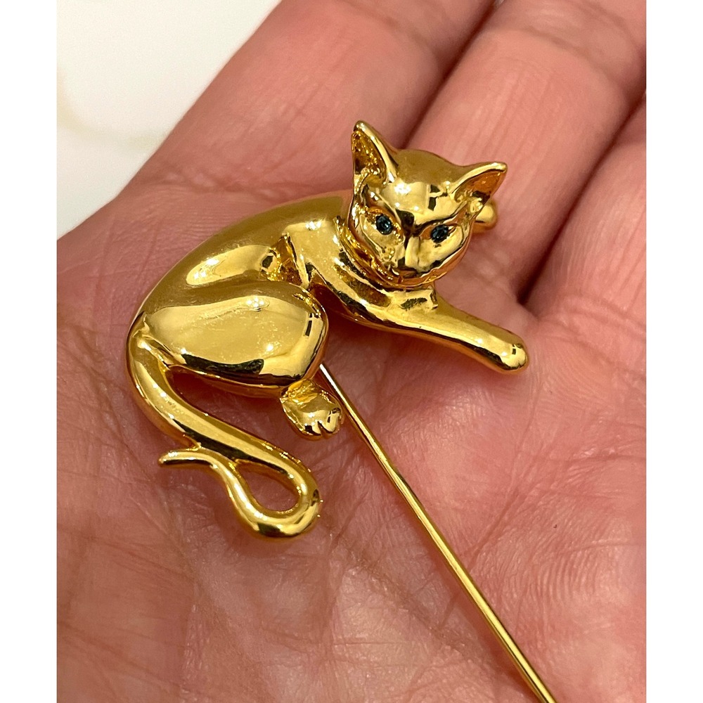 Carolee Vintage Gold Tone Reclining Cat Stick Pin Blue Crystal Eyes